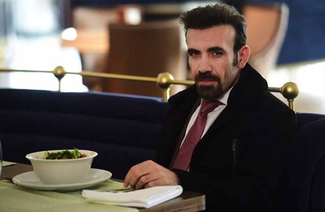 Bahar dizisinin Timur'u Mehmet Yılmaz Ak'ı görenler tanımakta zorlandı! Meğer Yalan Dünya dizisinde oynamış 5